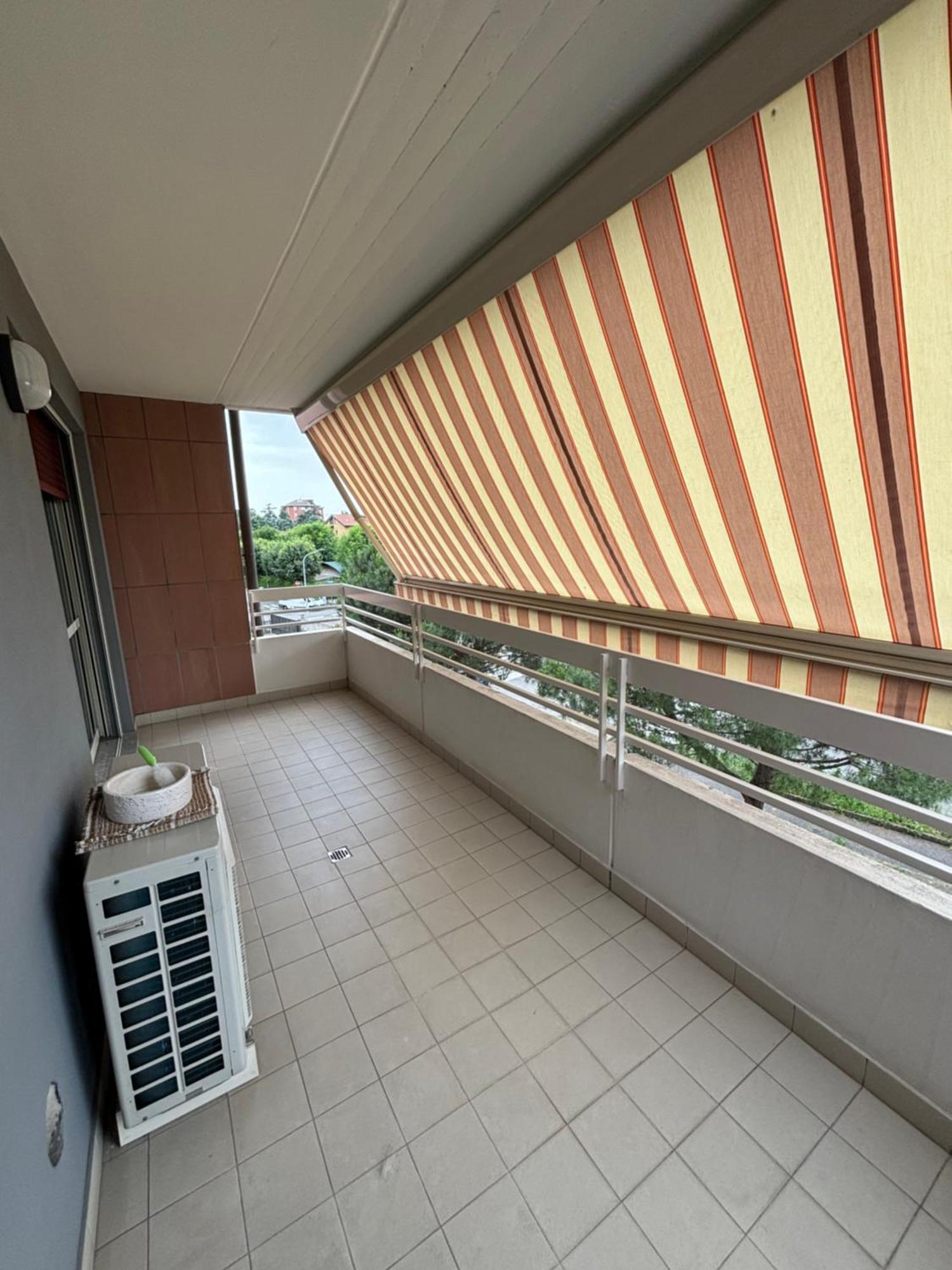 Casa Rino- Rho Fiera Apartment Exterior foto